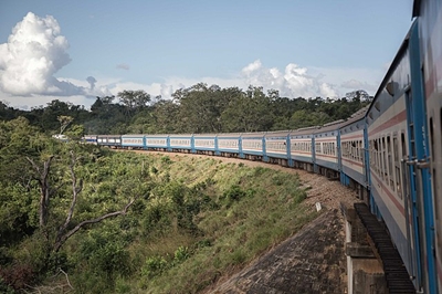 sTrain_from_Lusaka_to_Dar_es_Salaam.jpg